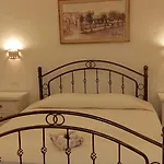 Domo Antiga Guest 4*