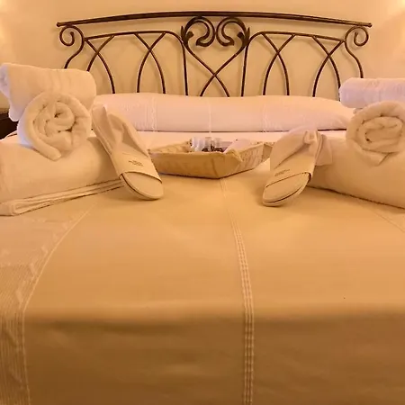 Domo Antiga Guest Сорсо