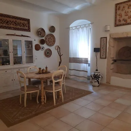 Domo Antiga Guest Гостевой дом